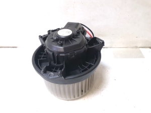 Ford Focus (2018–2026) Heizungsgebläsemotor EB1D2B2PAA03  250919 - 3