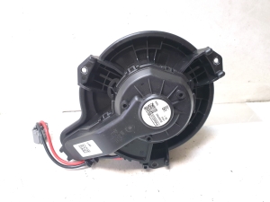 Ford Focus (2018–2026) Heizungsgebläsemotor EB1D2B2PAA03  250919 - 4
