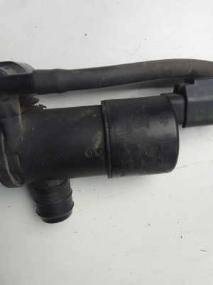 Peugeot 2008 P24 (2019–2026) Front windshield washer pump 9825894180 - 2