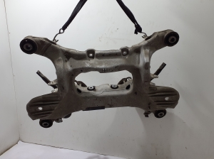 Land Rover Range Rover IV (2012–2026) Aizmugurējais tilts un tā detaļas LR119671 - 2