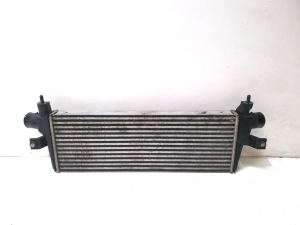 TOYOTA Hilux (2015–2020) Vahejahuti radiaator 2640345101 - 3