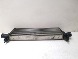 TOYOTA Hilux (2015–2020) Vahejahuti radiaator 2640345101 - 4