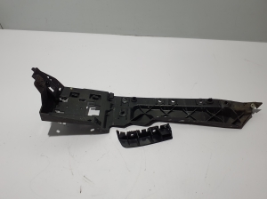   Rear bumper bracket 