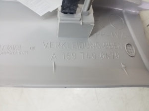 Mercedes Benz A-Class 169 (2004–2012) Sonstiges Teil der Heckklappenverkleidung A1697400470 - 3