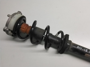 AUDI A4 B9 (2015–2026) Eesmine amortisaator 8W0413031BA - 3