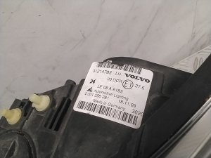 VOLVO C70 II (2006–2013) Headlight 31214783 - 4
