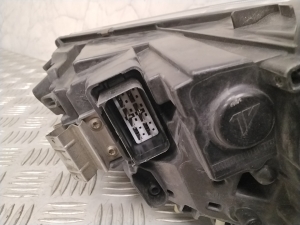 VOLVO C70 II (2006–2013) Headlight 31214783 - 9