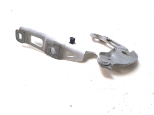 Hood hinge - JX7B A16800 AA