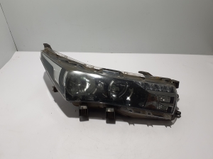 Phare avant - 8111002E71