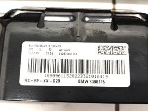 BMW i4 G26 (2022–2026) Katuseaken 8096115 - 4