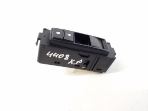 LEXUS RX GGL1 (2009–2015) Front door glass switch 8481048010 - 4