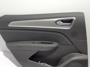 RENAULT Arkana (2019–2026) Tagumise küljeukse polster 829014828R - 2