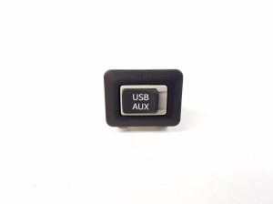   USB port  - 8619048050 