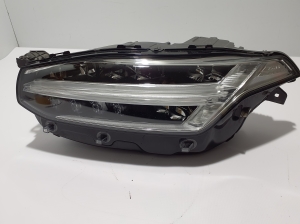 VOLVO XC90 (2015–2024) Scheinwerfer vorne 31468664