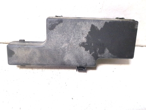 TOYOTA Hilux (2015–2020) Sicherungskastendeckel vorne 826620K600 - 2