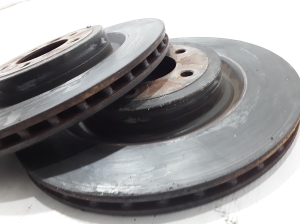 Land Rover Range Rover IV (2012–2026) Tagumine piduriketas LR099036 - 2