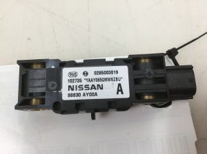 NISSAN Note E11 (2005–2014) Airbag sensor 98830AY00A - 2