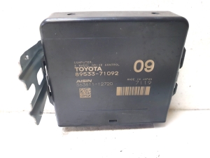 TOYOTA Hilux (2015–2020) Chassis control module 8953371092 36381112720 7119 - 2