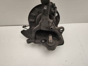 Mercedes Benz E-Class W211 (2002–2009) Front wheel hub A2113305220 - 4