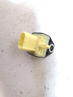 TOYOTA Hilux (2015–2020) Airbag sensor 898310K050 - 2