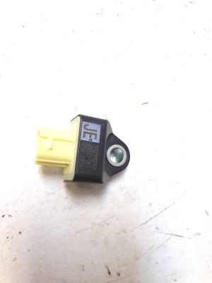 Airbag sensor - 898370K010