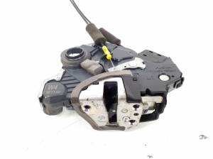LEXUS RX GGL1 (2009–2015) Front door lock 6904060220 - 3