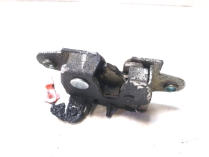 TOYOTA Hilux (2015–2020) Trunk lid lock - 2
