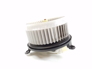LEXUS RX GGL1 (2009–2015) Salongi puhuri mootor 8710348090 - 4