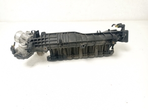Hyundai i30 (2011–2017) Intake manifold 283202A400 - 4
