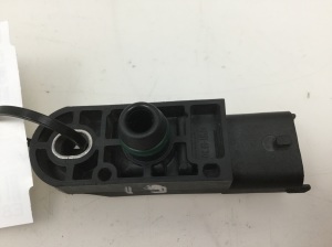 NISSAN Note E11 (2005–2014) Intercooler sensor 8200168253 - 2