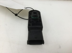 NISSAN Note E11 (2005–2014) Intercooler sensor 8200168253 - 3