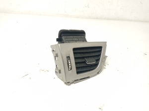 Grilles de ventilation du tableau de bord - 97480A6000