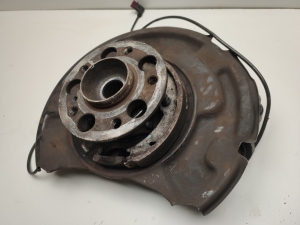 Mercedes Benz E-Class W211 (2002–2009) Tagumine rumm A2113504508 - 2