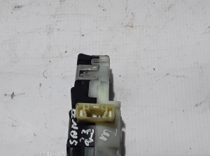 Dacia Sandero III (2021–2026) Ignition switch 487008966R - 2