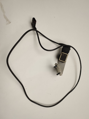 Mercedes Benz E-Class W211 (2002–2009) Sensor an der Hinterradnabe A0105427717 - 2