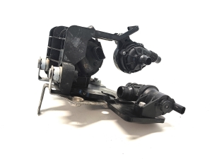 BMW i4 G26 (2022–2026) Auxiliary water pump 9896408 - 2