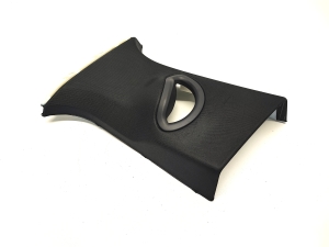 BMW i4 G26 (2022–2026) Keskpiilari siseviimistlus 8096441 - 4