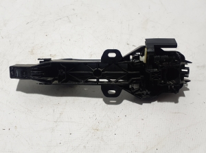 Dacia Sandero III (2021–2026) Front door external opening handle and its details - 2