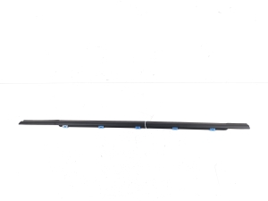   Front door outer window molding  - 83220G5000 