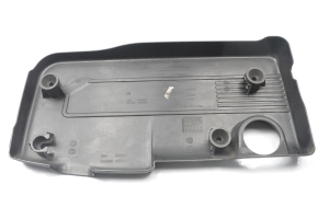 Opel Astra J (2009–2017) Mootori ilukate 55573267 - 2