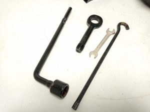 Hyundai i30 (2011–2017) Jack 09149A6000 - 4