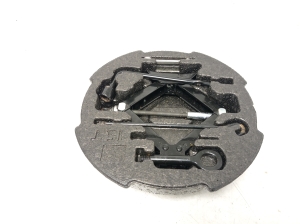 Hyundai i30 (2011–2017) Jack 09149A6000 - 5