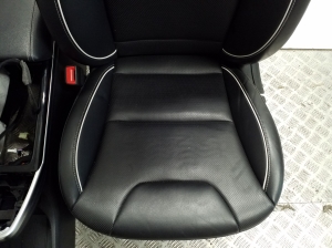 Kia Niro (2016–2022) Salons un tā detaļas - 11