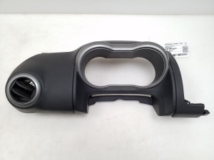 Instrument cluster trim - 682409U100