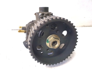 Saab 9-3 (2002–2014) Kütusepump 0445010097 0055193731 - 3