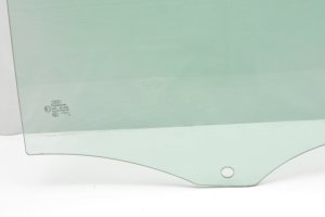 AUDI Q7 (2006–2015) Rear side door glass - 3