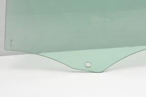 AUDI Q7 (2006–2015) Front door glass - 3