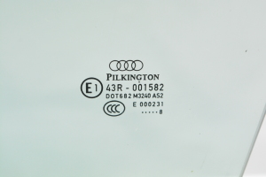 AUDI Q7 (2006–2015) Front door glass - 4