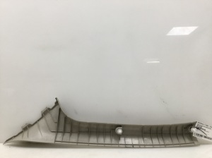 NISSAN Note E11 (2005–2014) Esipiilari siseviimistlus klaasi juures 769119U000 - 2