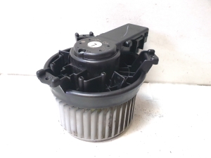 TOYOTA Hilux (2015–2020) Heizungsgebläsemotor 052304 B300152 9012 - 3